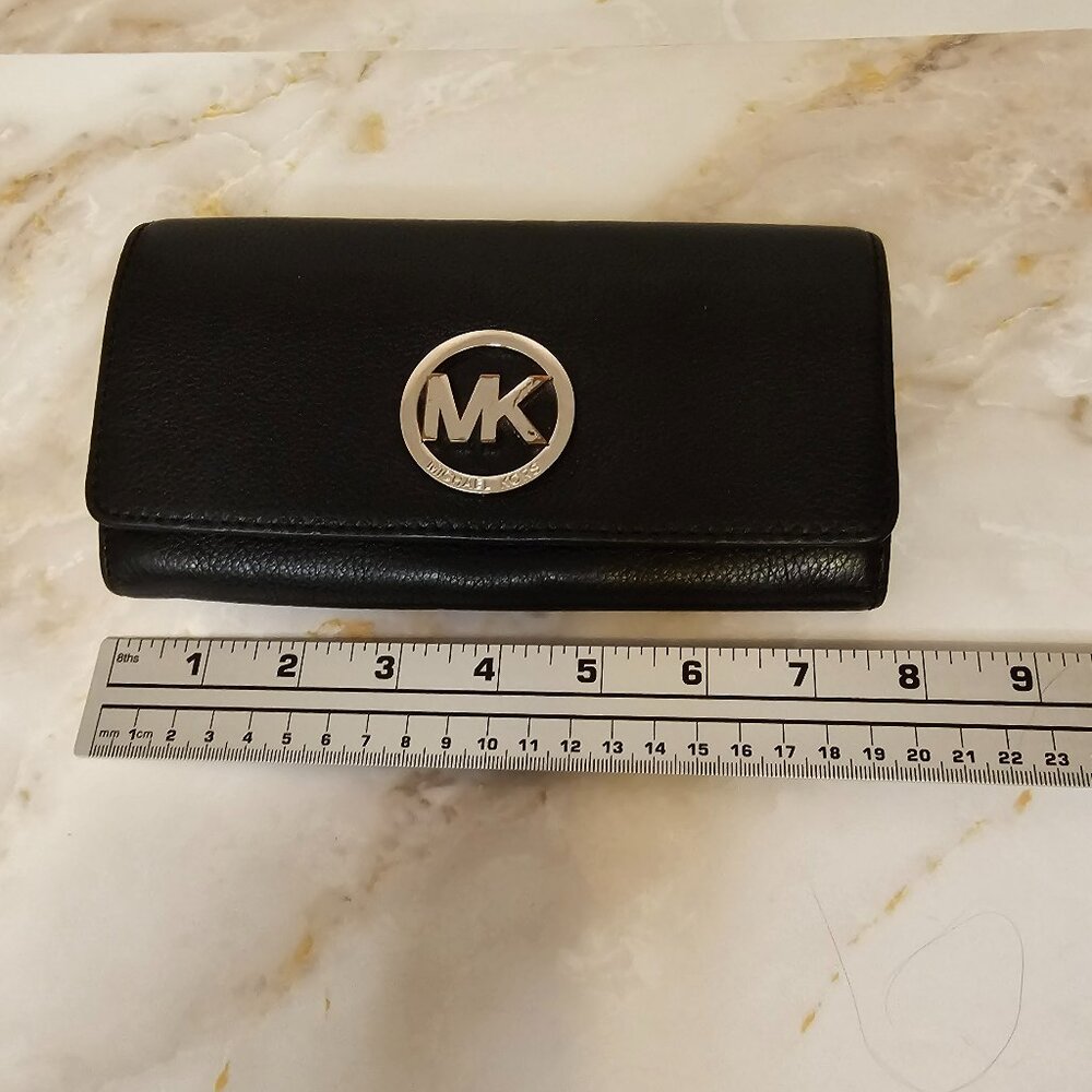 Michael Kors Black Wallet with Snap Closure - Picture 7 of 7
